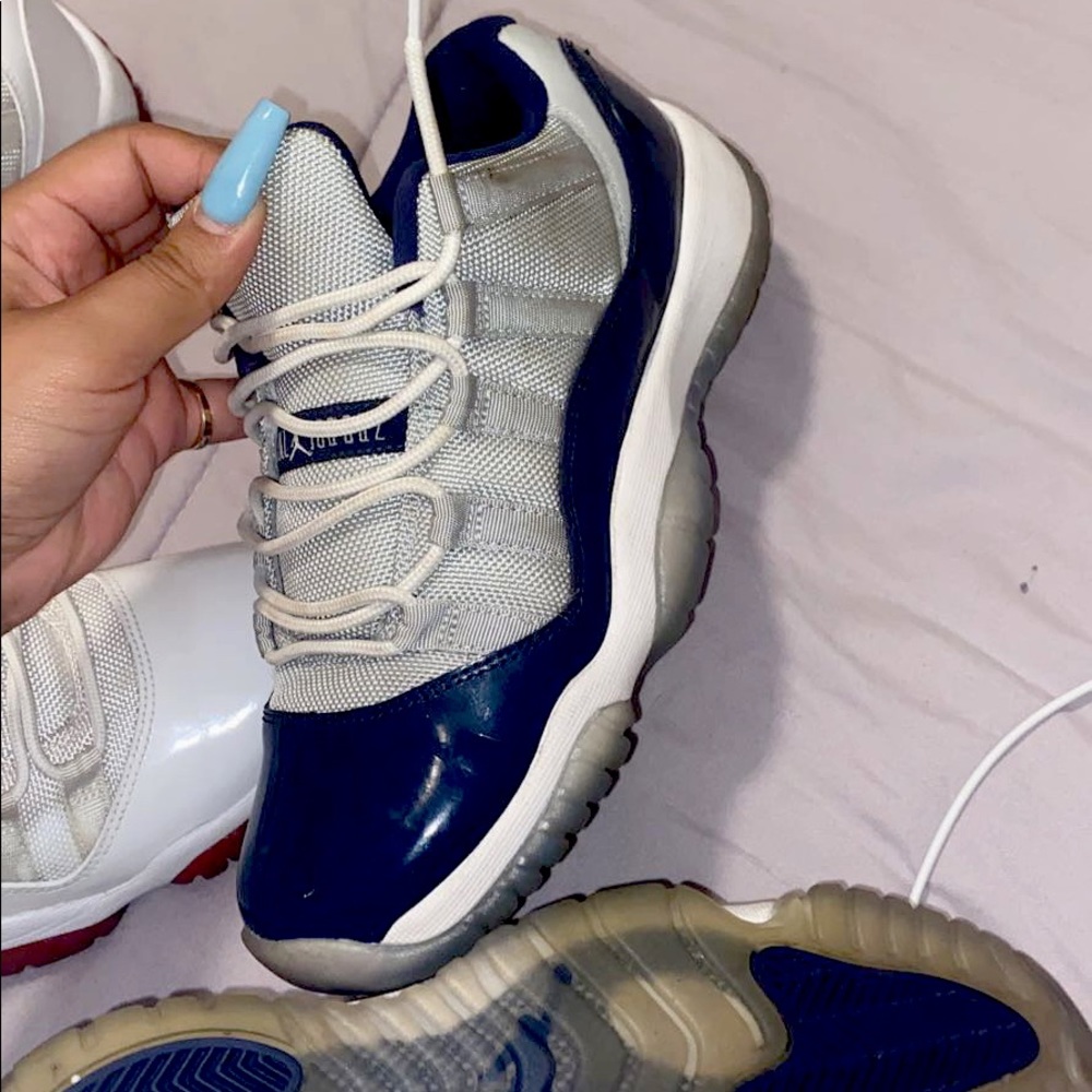 jordan low 11s